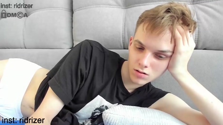 horny_jerk_roy_prick2001  24-04-2022